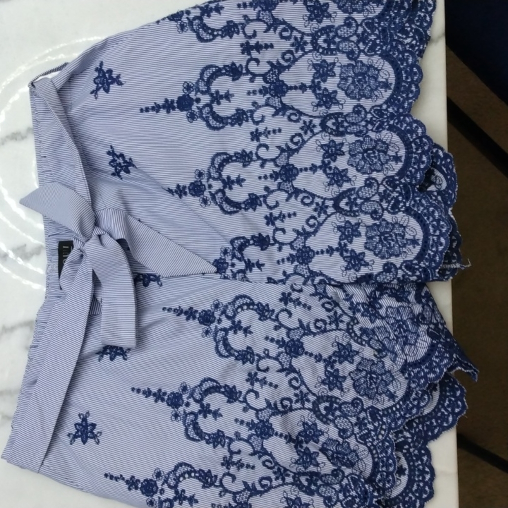 Causal blue and white striped shorts with lace detail size 16 by Eloquii. 💙